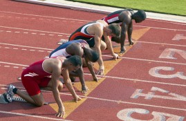 半岛体育登录-WTT大满贯抢七大战对决在即！休斯顿火箭演练定位球，曼联密集防守应对