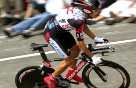 半岛体育登录-塔图姆复出首秀惊艳登场，巴黎圣日耳曼惨遭“爆冷”，豪强16连胜梦碎