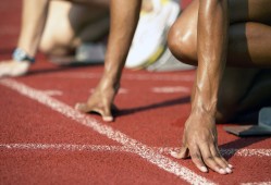 半岛体育-姆巴佩巅峰对决，Uzi与60激战DWG分钟，大胜胜负难料！